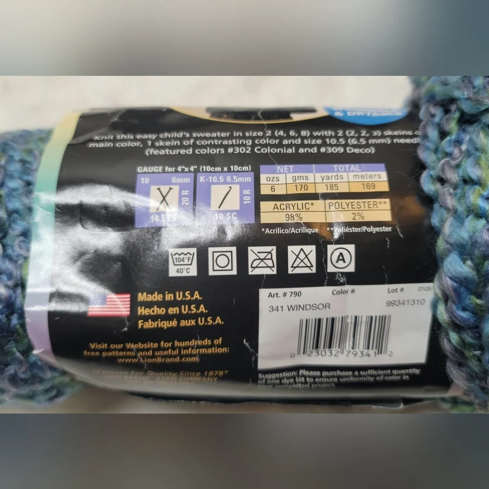 Bundle of #5 Bulky Yarn Multi-Color Lot Knitting Crochet Crafts 17 Skeins Chunky - Picture 13 of 16